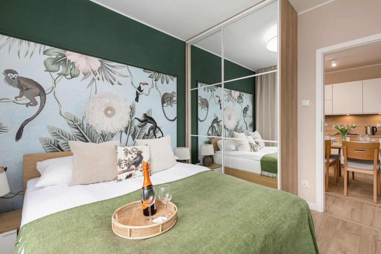 Luxurious Apartment Nadmorskie Tarasy Kolobrzeg By Renters Prestige Luaran gambar