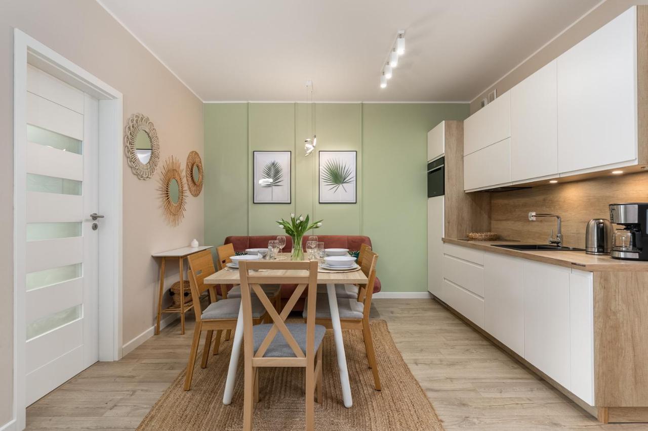 Luxurious Apartment Nadmorskie Tarasy Kolobrzeg By Renters Prestige Luaran gambar