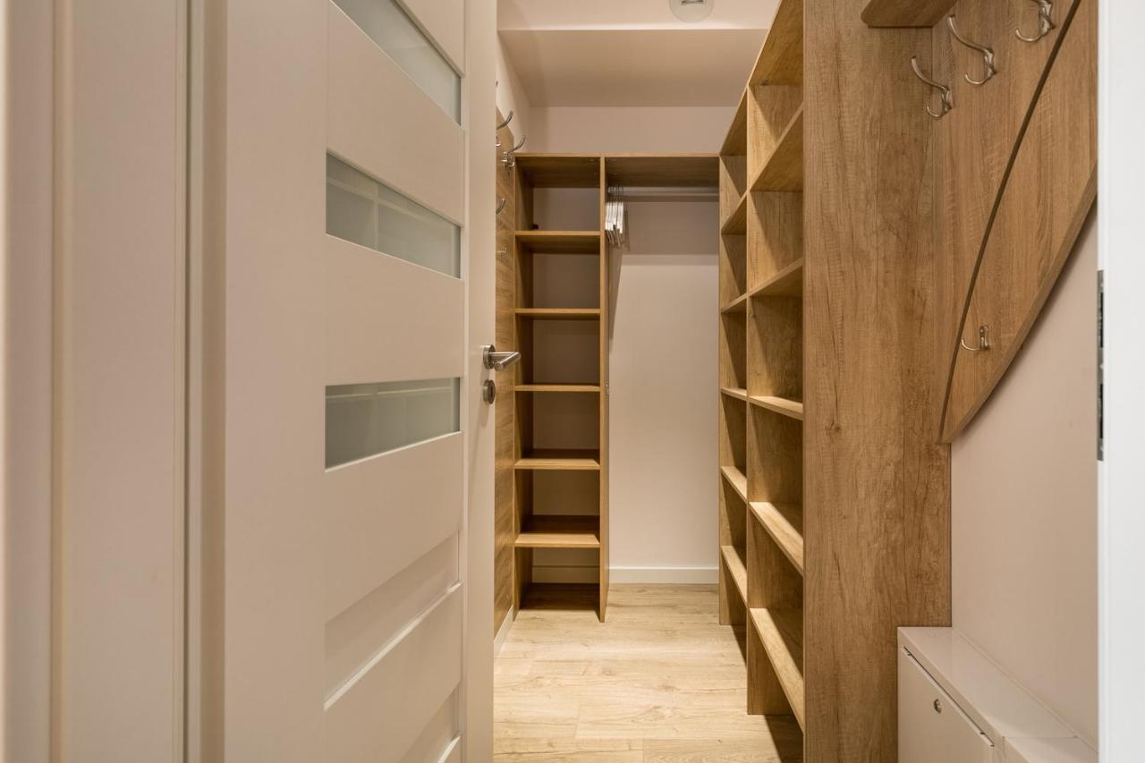 Luxurious Apartment Nadmorskie Tarasy Kolobrzeg By Renters Prestige Luaran gambar
