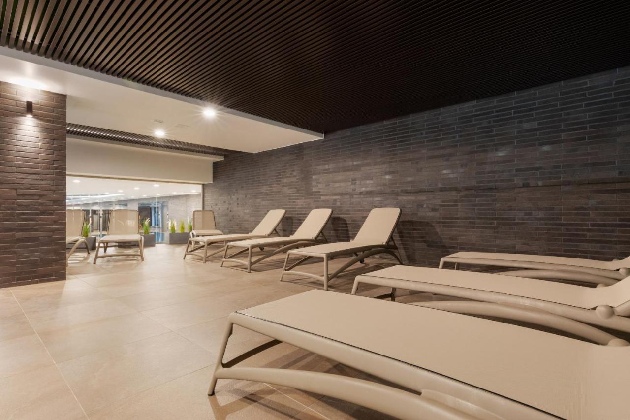 Luxurious Apartment Nadmorskie Tarasy Kolobrzeg By Renters Prestige Luaran gambar